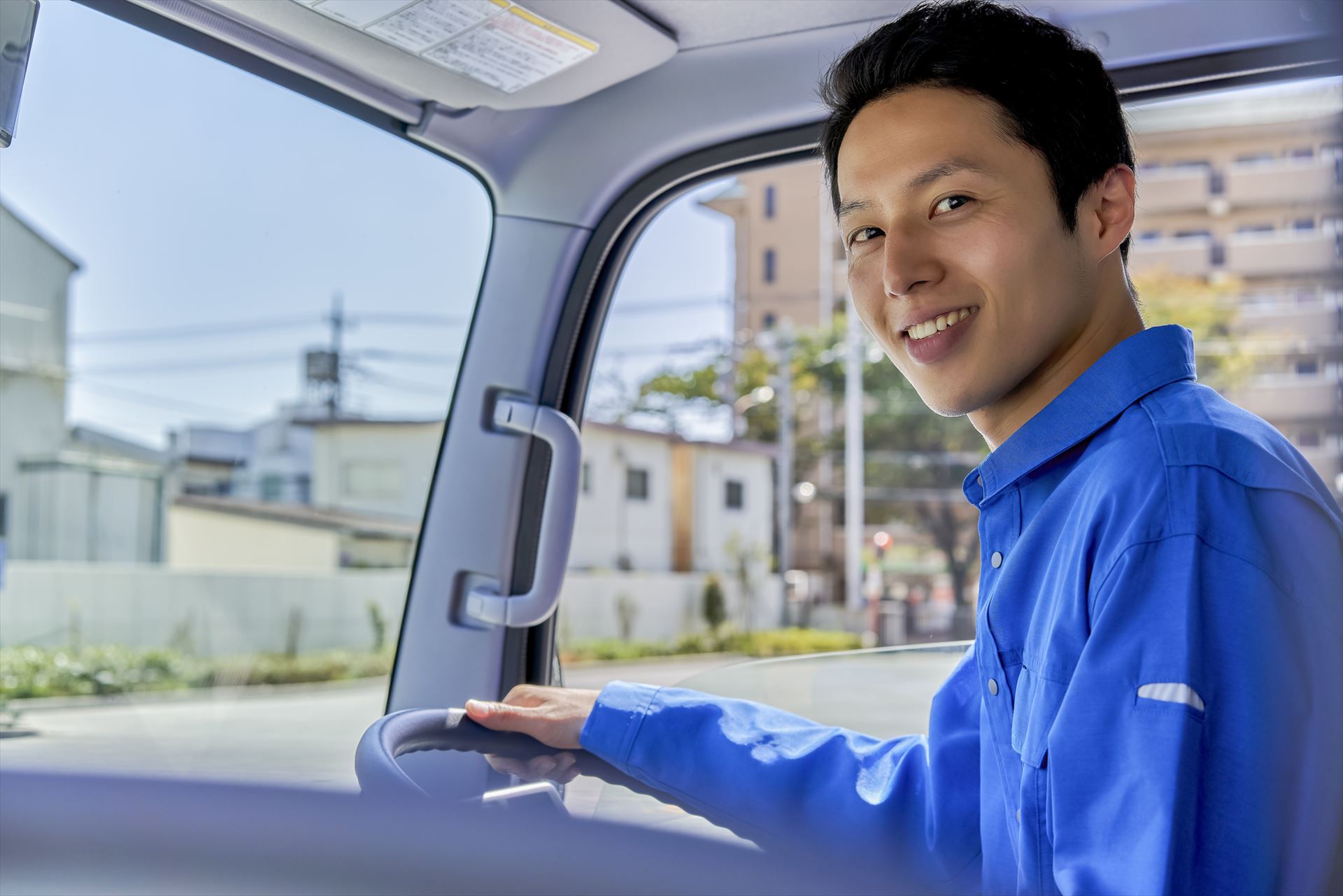 男性トラックドライバー (1)
